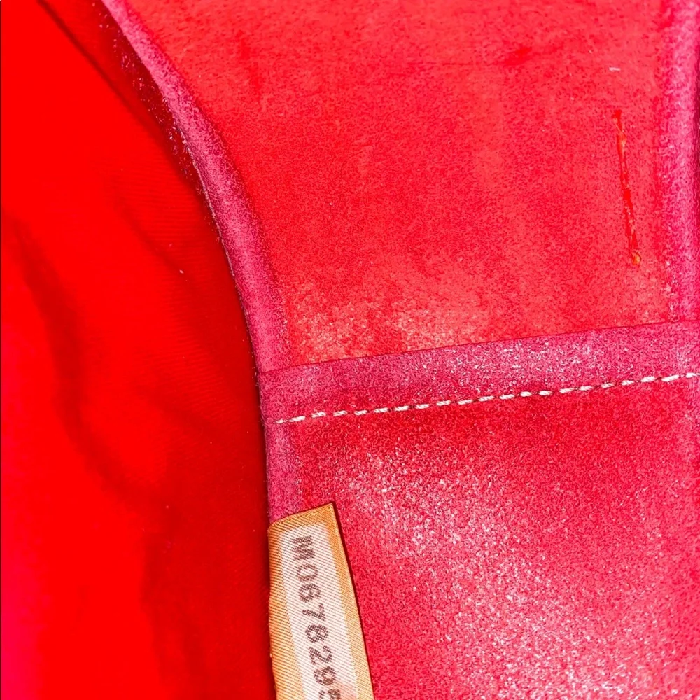 SOLD Dooney and bourke alto saddle crossbody - Picture 7 of 11